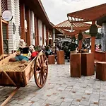 Family Nest 2 Bedroom Astir 20 Min To Airport شقة تيرانا
